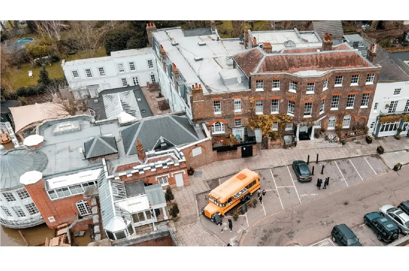 Flat roofing estimate for public school project