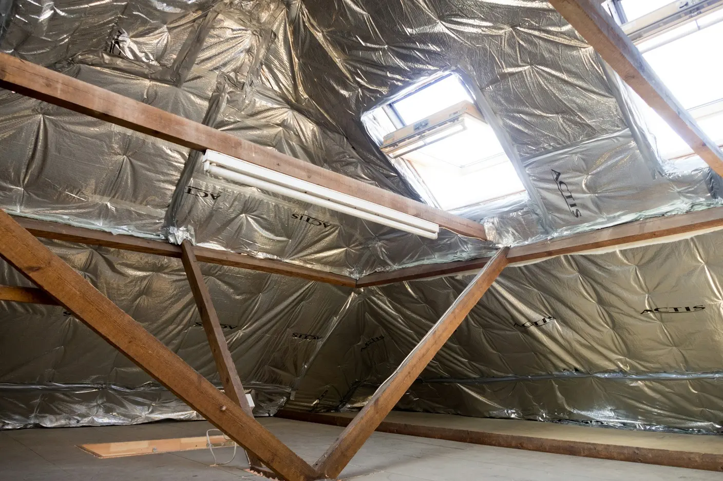 Accurate estimates for Faced and unfaced insulation