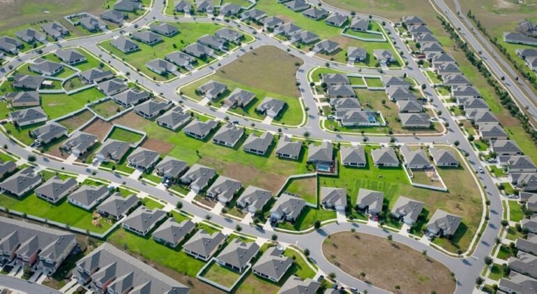 Public Housing development estimate